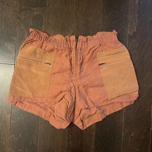 Aritzia Paradis Linen Blend Shorts